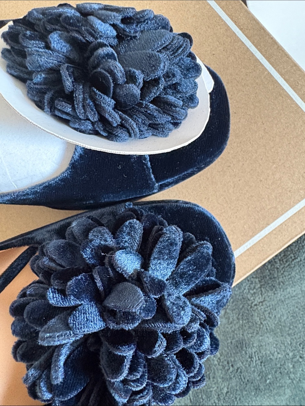 Dolce Vita Perel Velvet Floral Platform Heels – Dark Navy - Picture 6 of 9